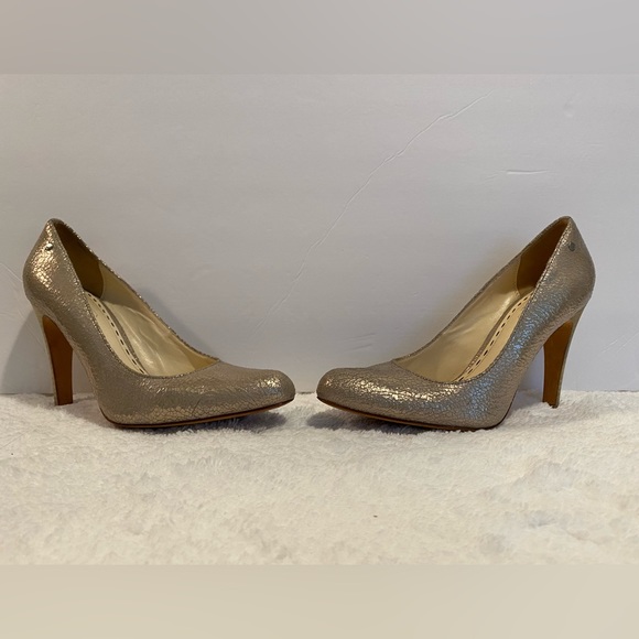 COACH Adina Crackled Leather Champagne Pump Heel Size 6.5 - Picture 4 of 13
